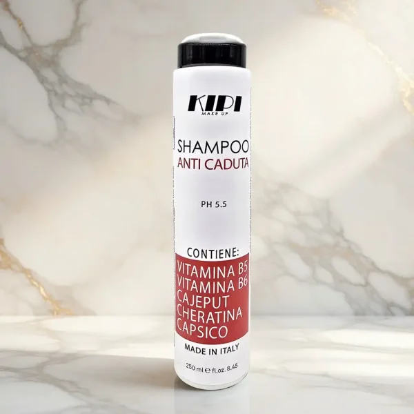 Shampoo rinforzante e rinvigorente Kipi: detersione energizzante per capelli fragili e con tendenza al diradamento.