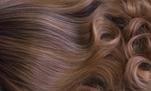 Shampoo ondulante e modellante capelli ricci