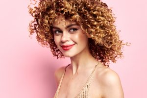 Gel ondulante e modellante capelli ricci