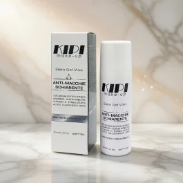 Siero Gel Viso Kipi illuminante e uniformante con Vitamina C, Niacinamide e Bava di Lumaca per contrastare le discromie cutanee.