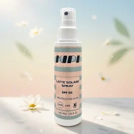 Latte solare spray Kipi SPF 50: protezione molto alta UVA e UVB per pelli sensibili e chiare