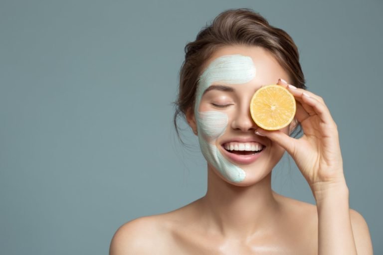 Come rimediare naturalmente al viso spento